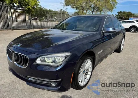 2015 BMW 750 Xi из США, поврежденный, VIN WBAYB6C5XFD965910